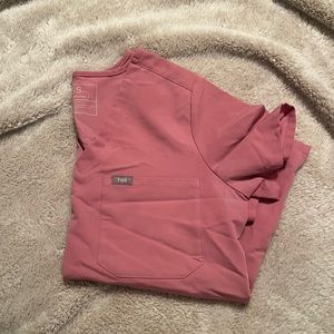 Chalk pink figs scrub set